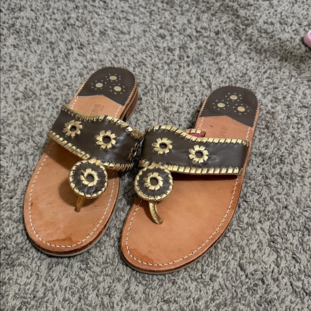 Jack Rogers Women's Brown and Gold Flip Flop Thong Navajo Sandals Size 8